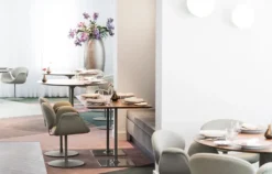 Artifort Little Tulip Eetkamerstoel