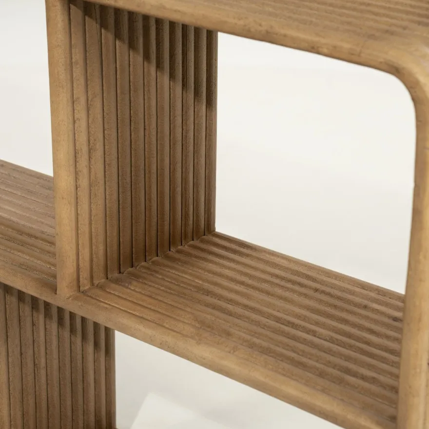 By Boo Rigato Dressoir