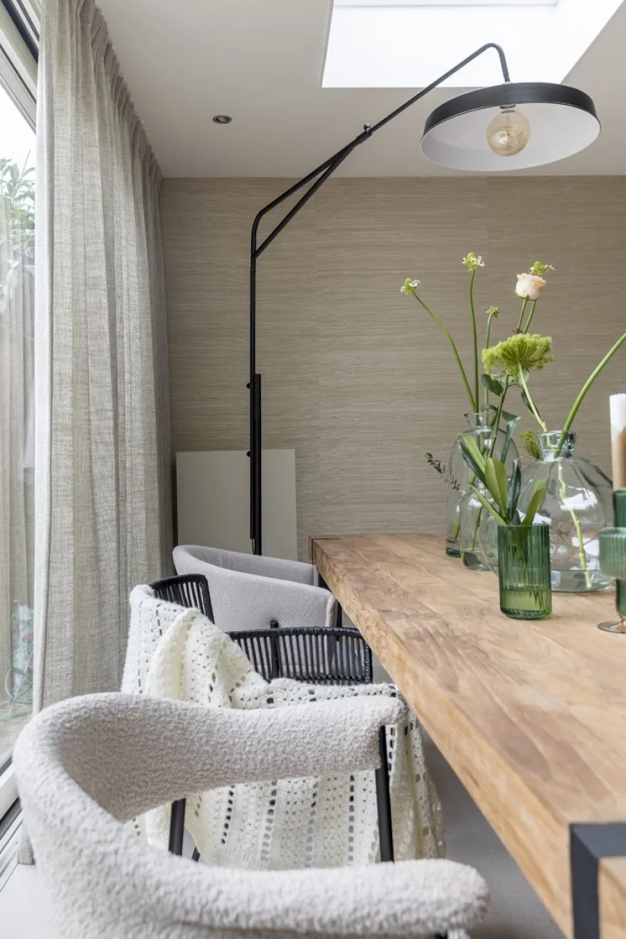 DTP Home Beam Bruin Eettafel