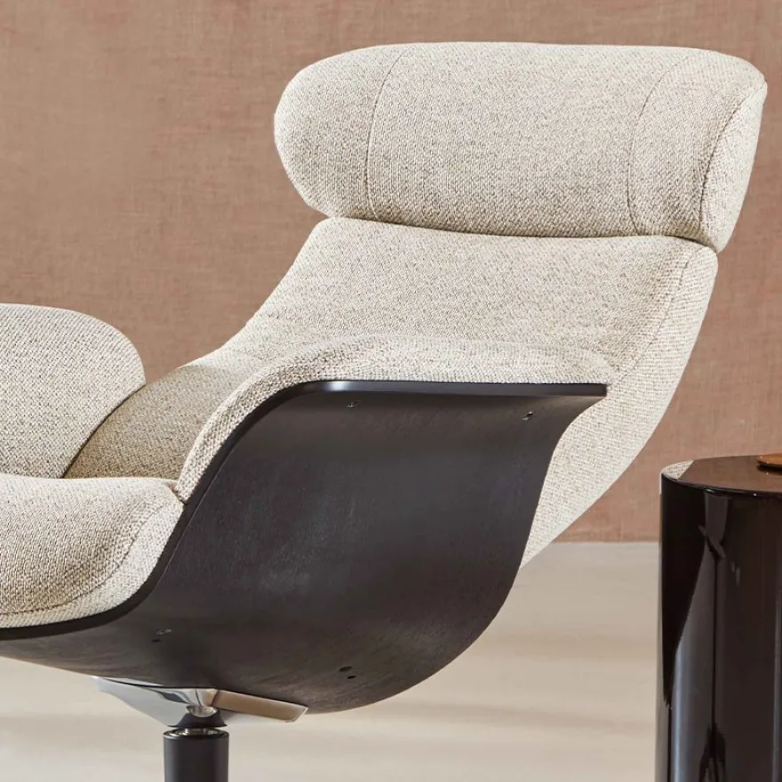 Eijerkamp Collectie Time-Out Beige Relaxfauteuil + Hocker