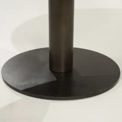 Eleonora Luigi Salontafel