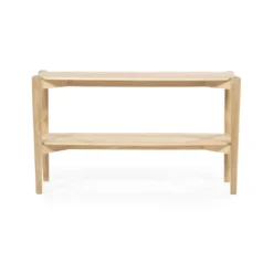 Eleonora Selbu Dressoir