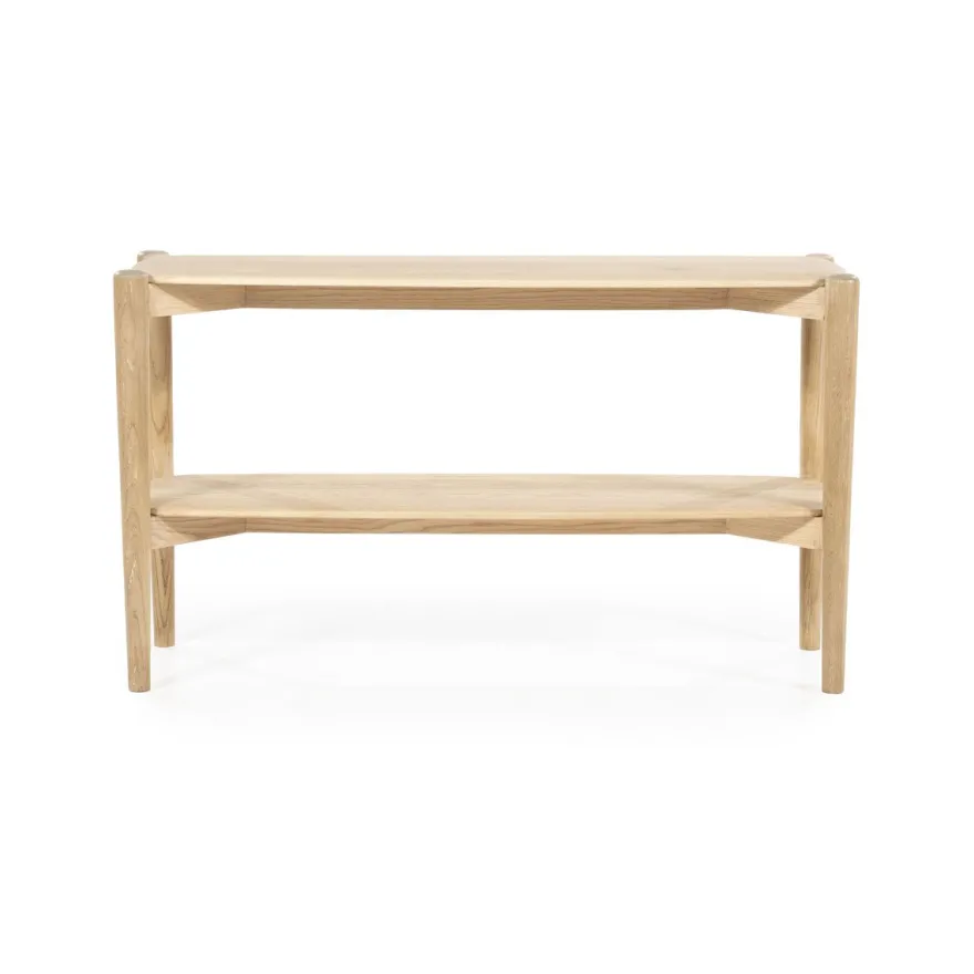 Eleonora Selbu Dressoir