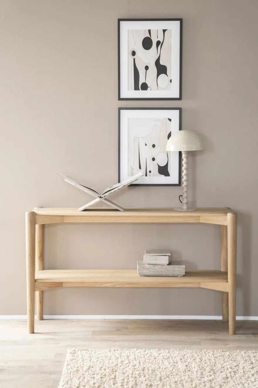 Eleonora Selbu Dressoir