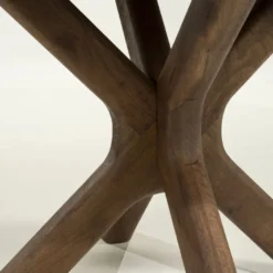 Eleonora Tycho Lichtbruin Eettafel