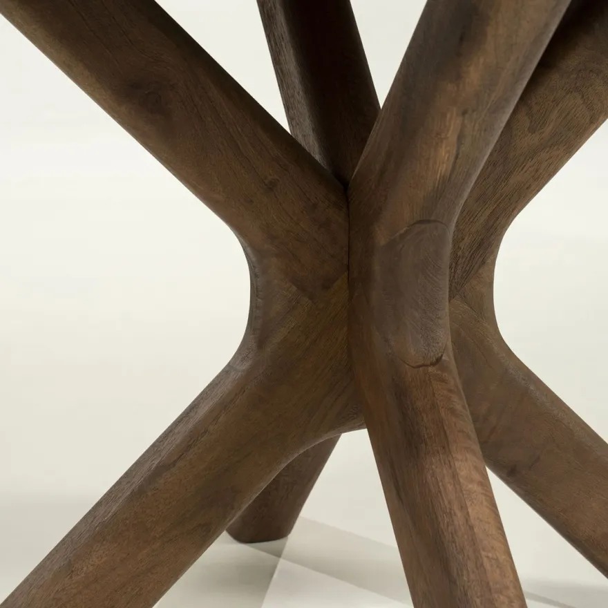 Eleonora Tycho Lichtbruin Eettafel