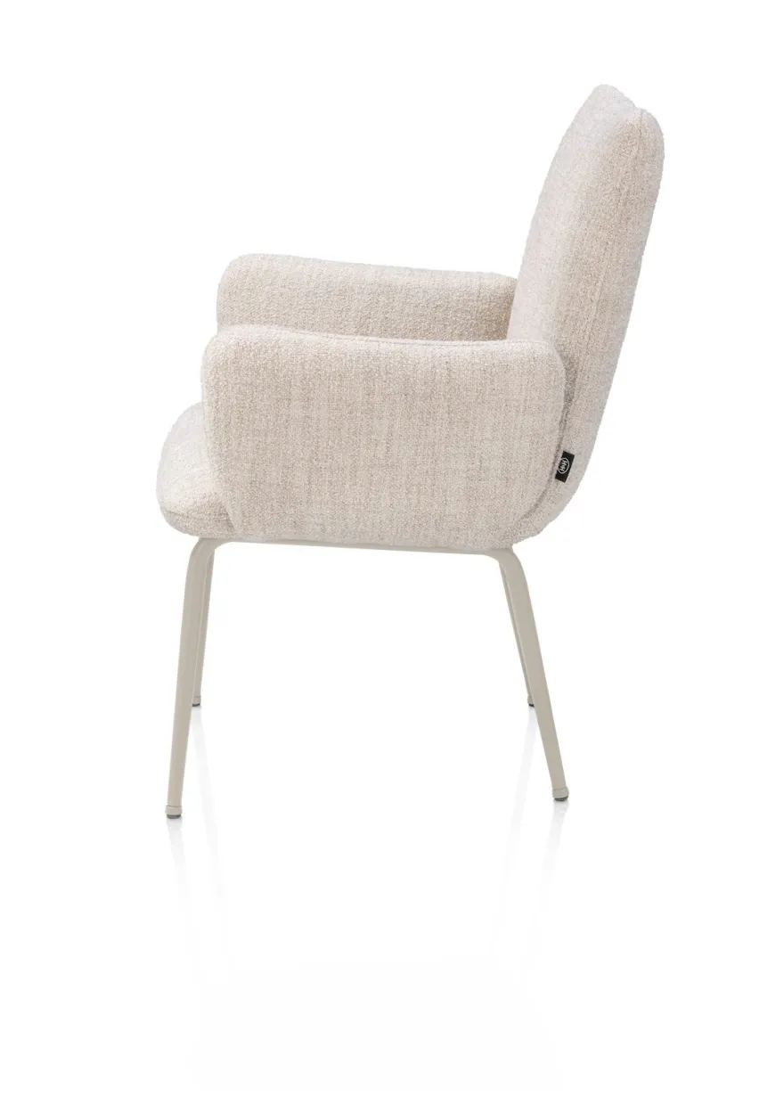 Henders en Hazel Bovina Armstoel