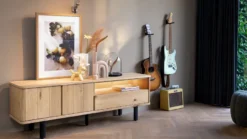 Henders en Hazel Homestead 2-deurs Tv-meubel