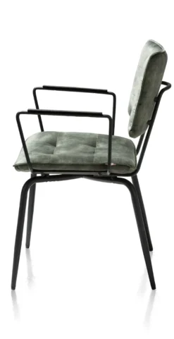 Henders en Hazel Manou Armstoel
