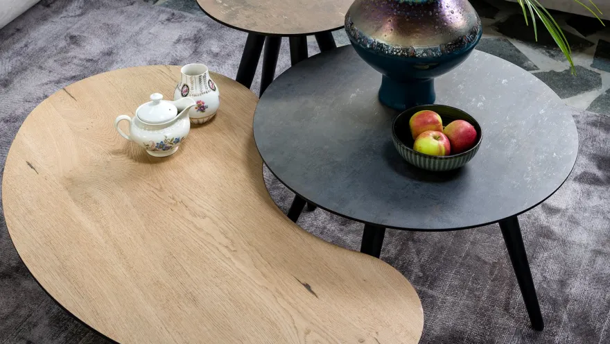 Henders en Hazel Maze Nier M Salontafel