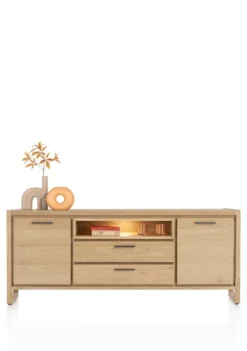 Henders en Hazel Nystead Dressoir