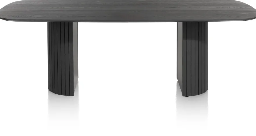 Henders en Hazel Pavie Castle Black Eettafel