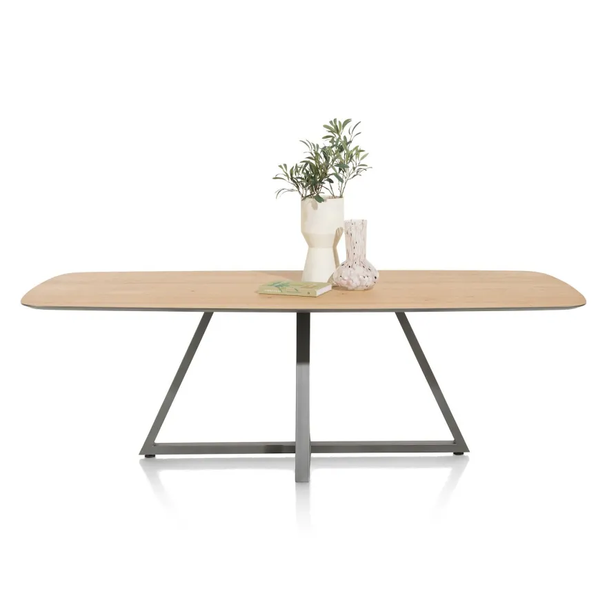 Henders en Hazel Shimanto Eettafel