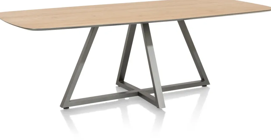 Henders en Hazel Shimanto Eettafel