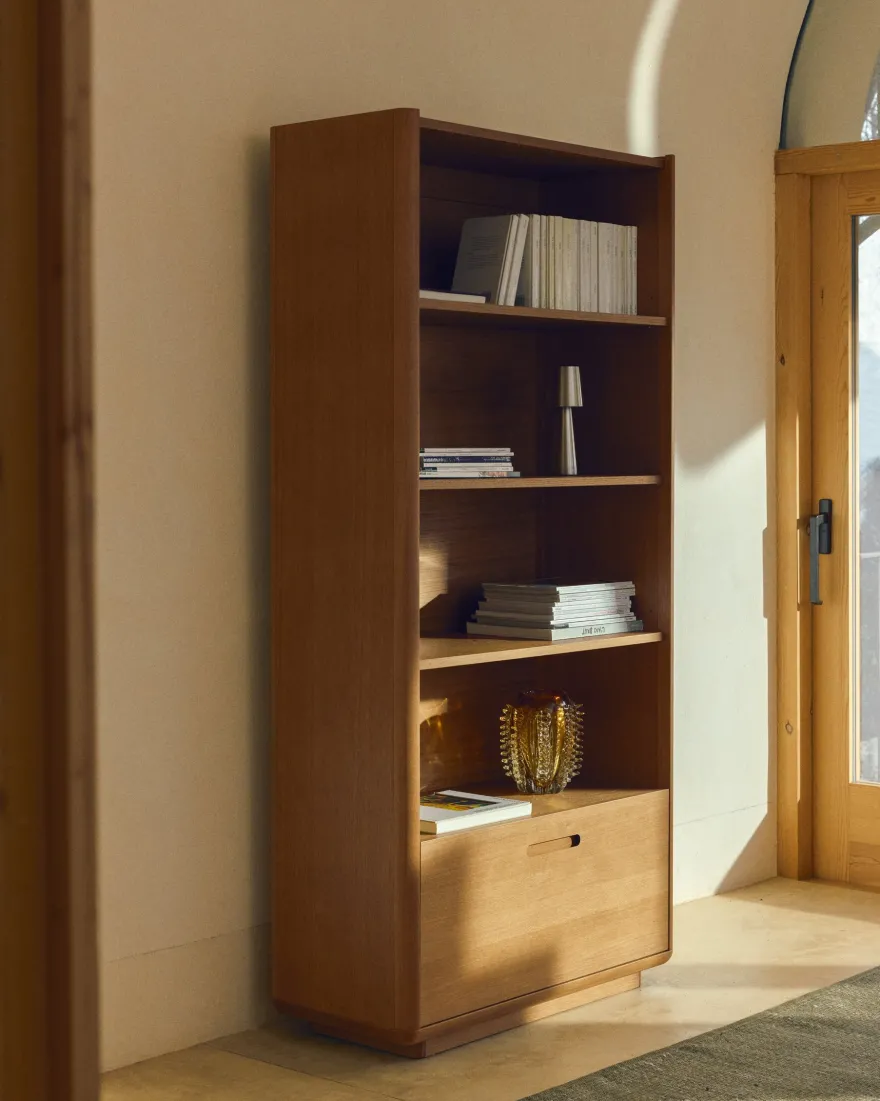 Kave Home Arelida Vitrinekast