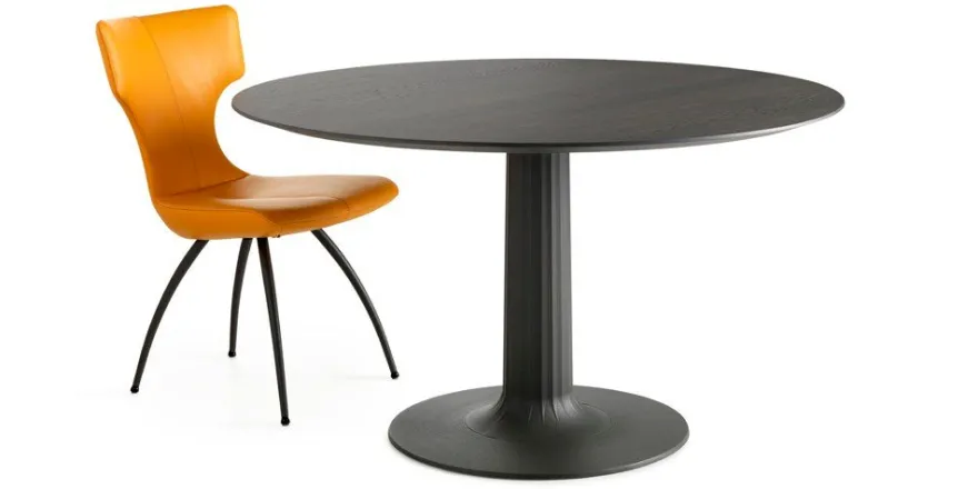 Leolux Columna Eettafel