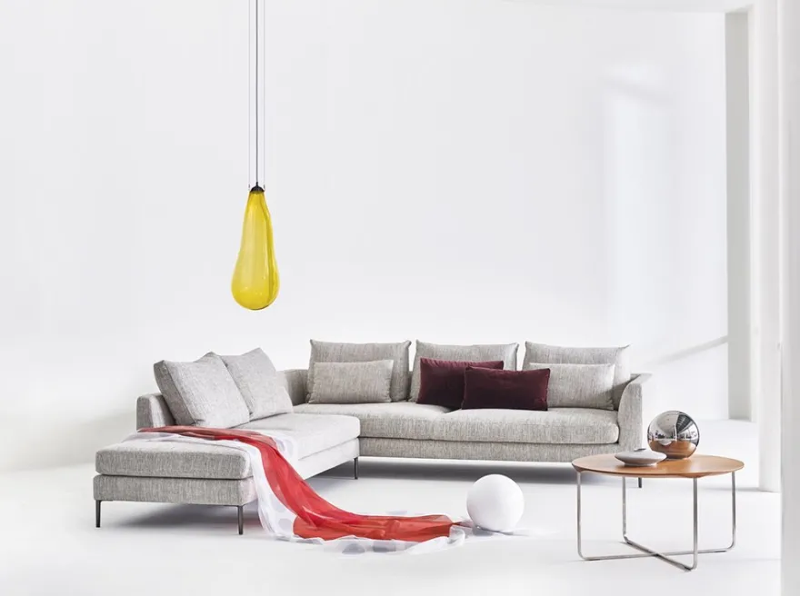 Montis Daley Soft Bank