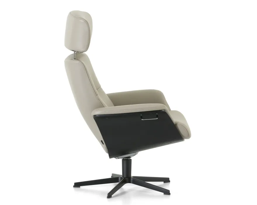 Montèl Luxor Relaxfauteuil + Hocker
