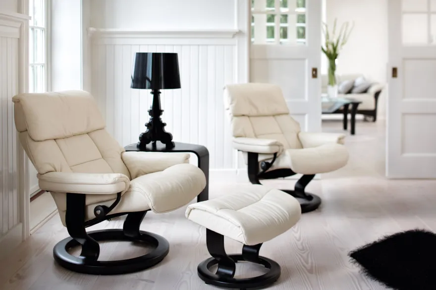Stressless Ruby Relaxfauteuil + Hocker