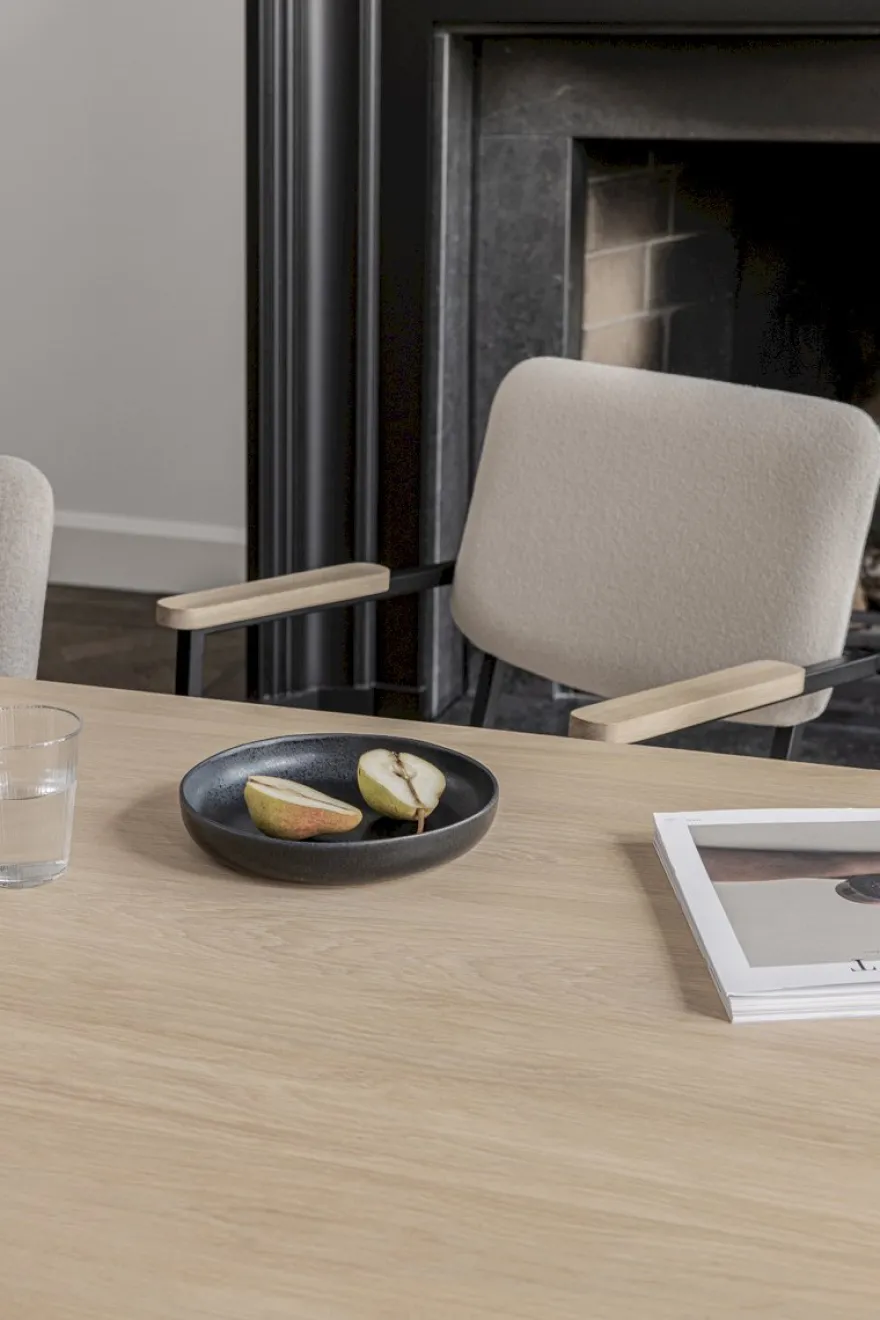 Studio HENK Butterfly Black Eettafel