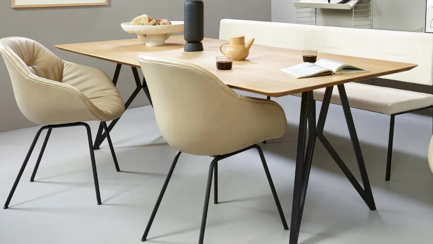 Studio HENK Butterfly Black Eettafel