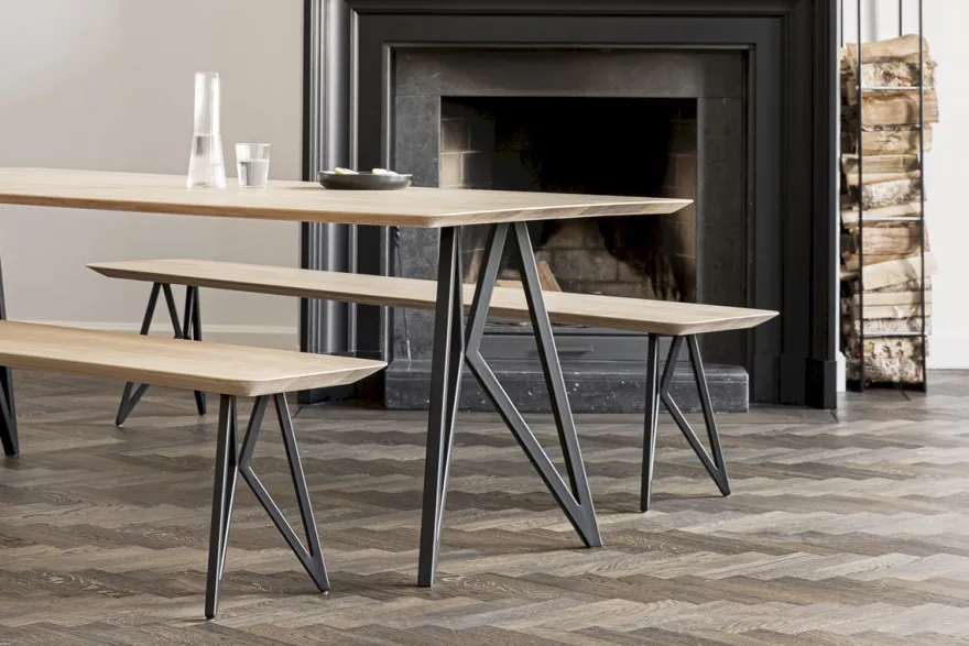 Studio HENK Butterfly Black Eettafel