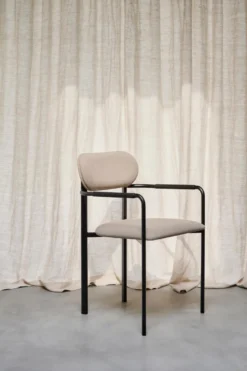 Studio HENK Oblique Armstoel