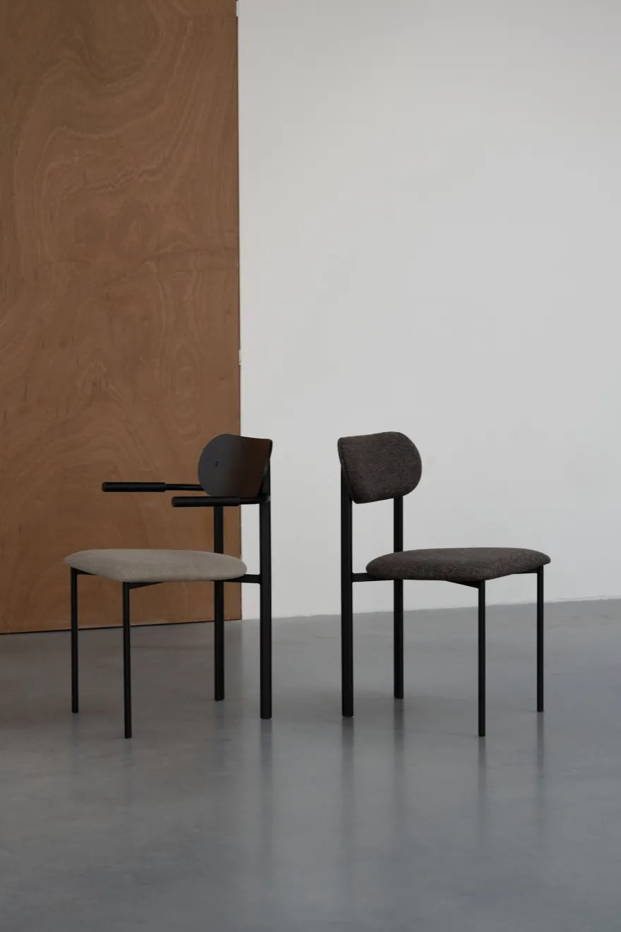 Studio HENK Oblique Armstoel