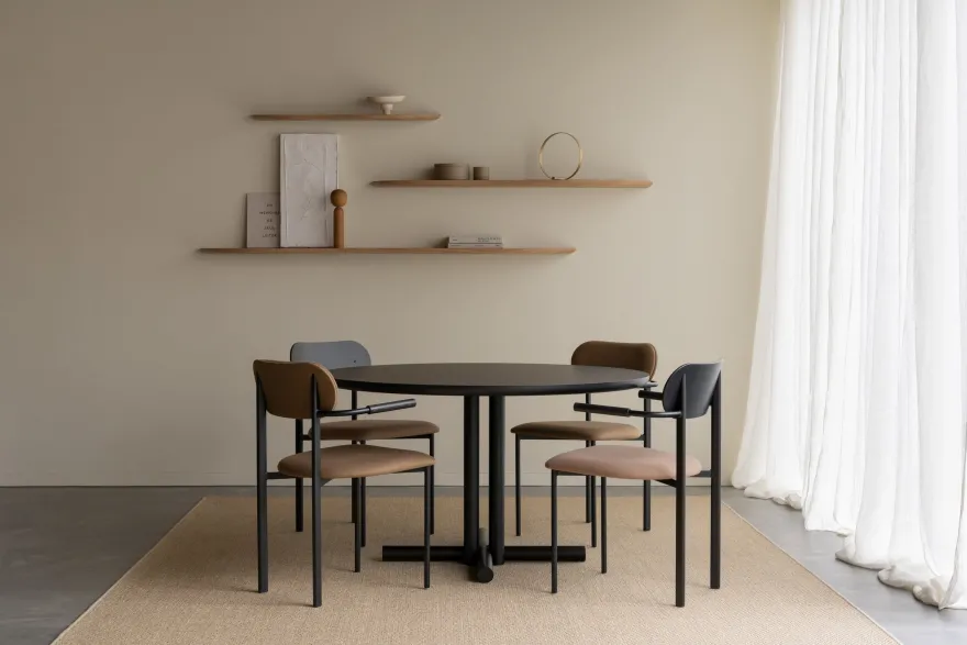 Studio HENK Oblique Armstoel