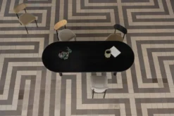Studio HENK Oblique Eetkamerstoel